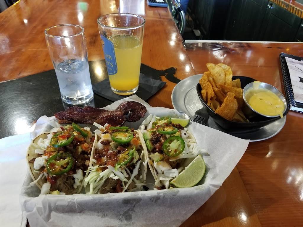 William Olivers Publick House | restaurant | 2608 S Timberline Rd, Fort Collins, CO 80525, USA | 9706803726 OR +1 970-680-3726