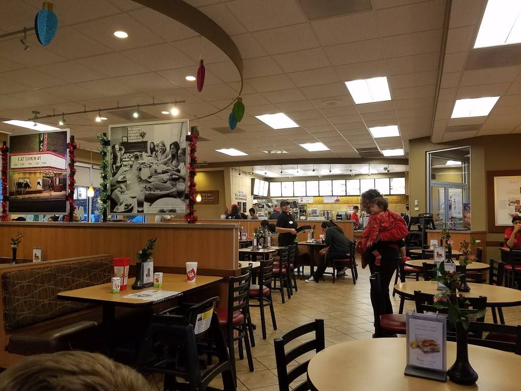 Chick-fil-A | restaurant | 2222 Shearn St, Houston, TX 77007, USA | 7138624311 OR +1 713-862-4311