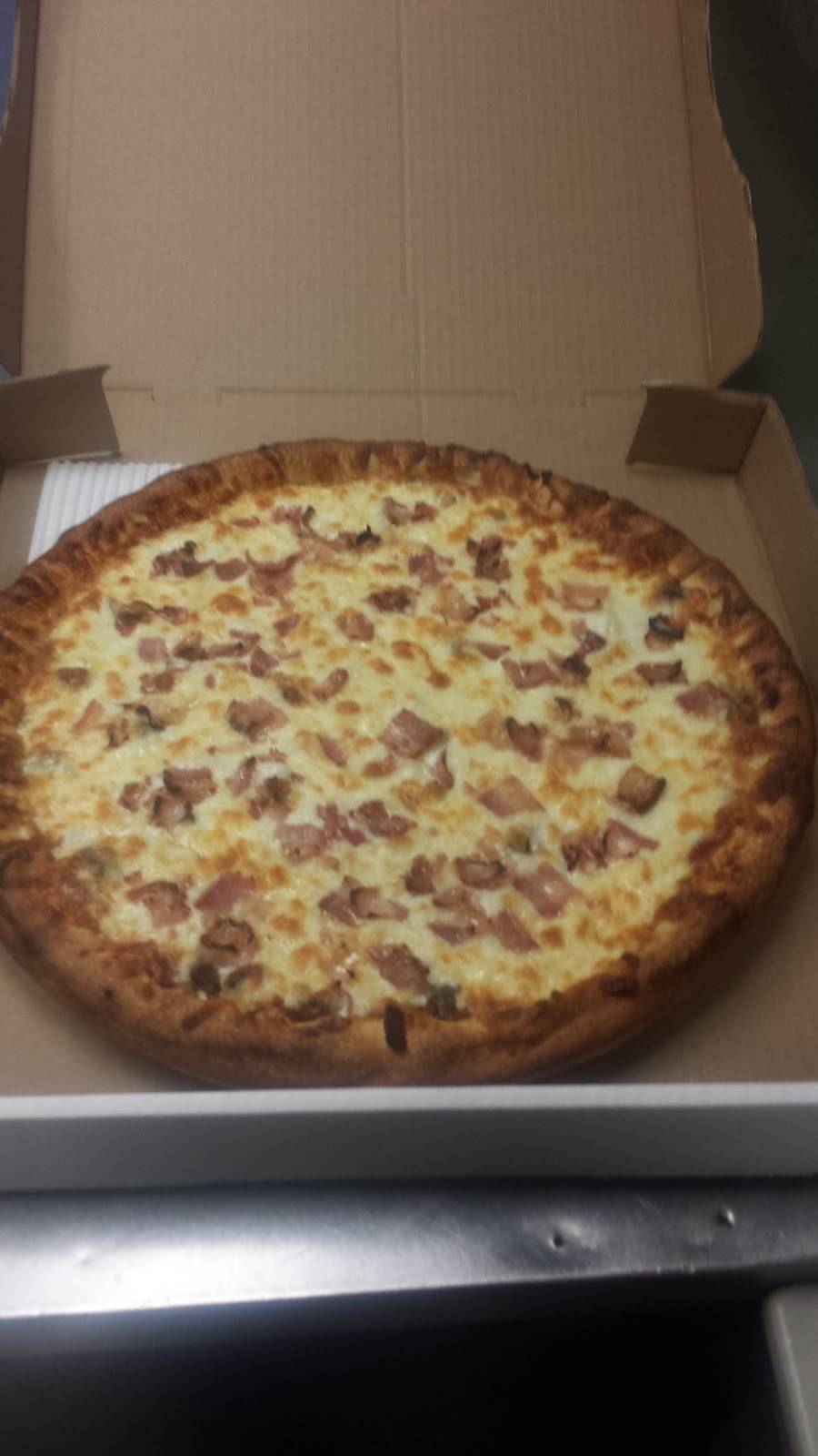 Pizza Workz Restaurant | restaurant | 461 Donald B. Munro Dr, Carp, ON K0A 1L0, Canada | 6138395555 OR +1 613-839-5555