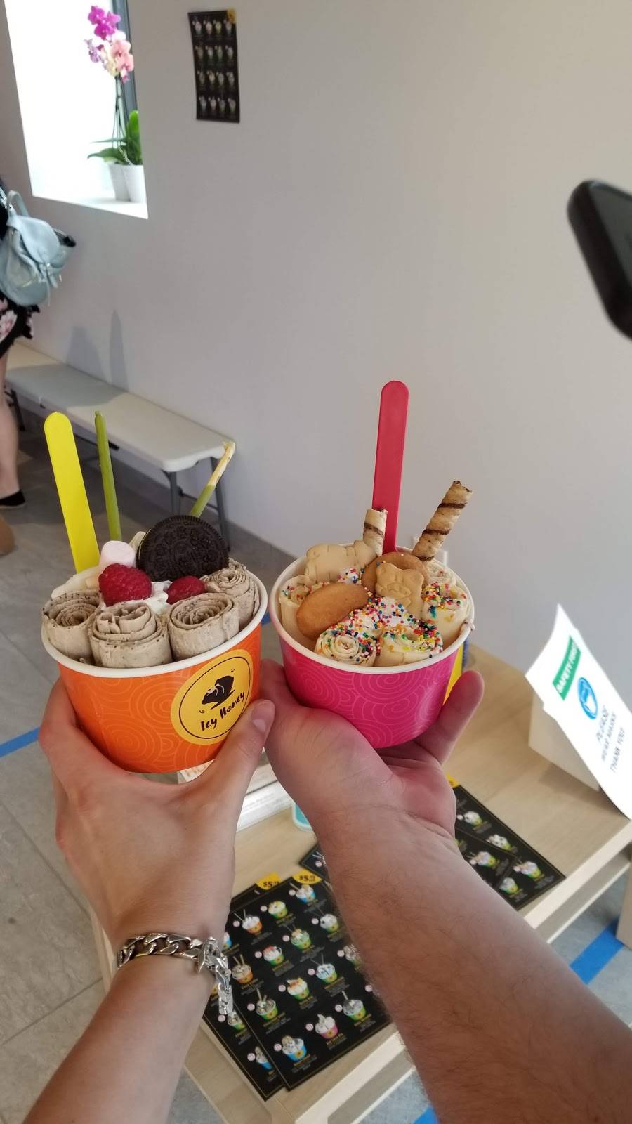 Icy Honey | restaurant | 3132 S Morgan St, Chicago, IL 60608, USA | 3128688855 OR +1 312-868-8855