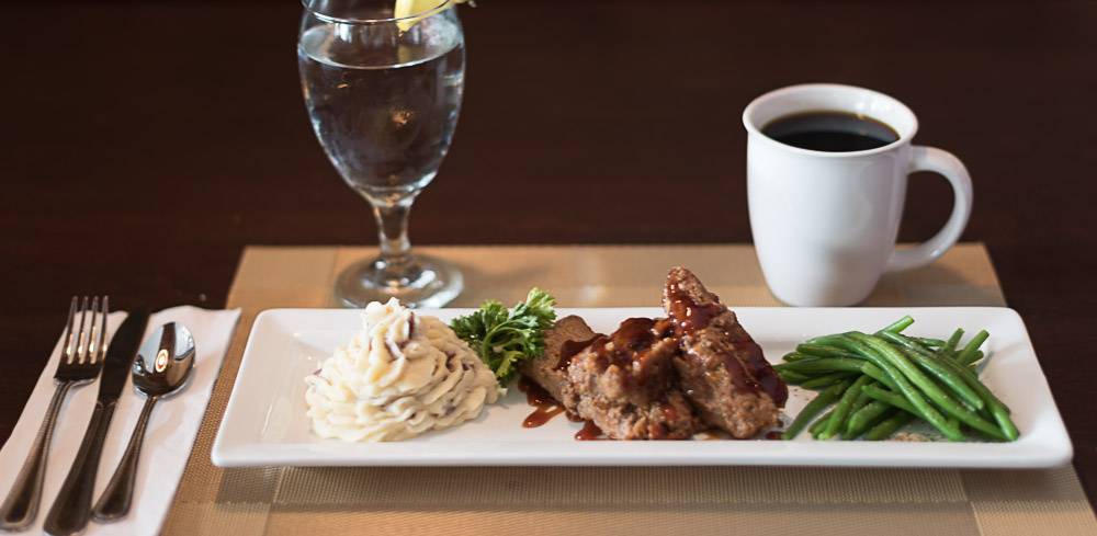 JRs at Mollys | restaurant | 12503 Augustine Herman Hwy, Kennedyville, MD 21645, USA | 4103482430 OR +1 410-348-2430