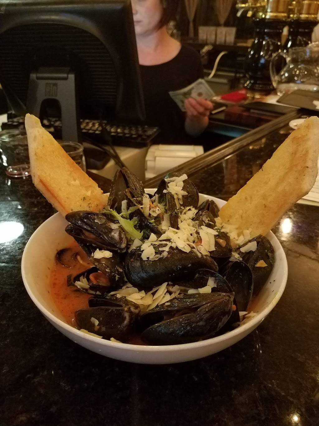 The Garden | restaurant | 200-204 Cedar St, New Berlin, IL 62670, USA | 2173131890 OR +1 217-313-1890