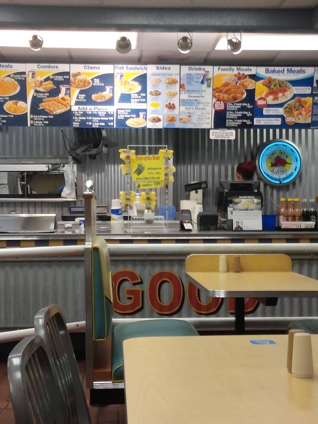 Long John Silvers | restaurant | 2904 N Navarro St, Victoria, TX 77901, USA | 3612374982 OR +1 361-237-4982