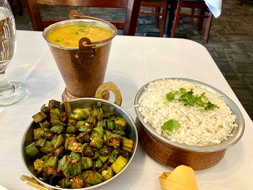 Blue Royal | restaurant | 970 N Phoenix Rd #101, Medford, OR 97504, USA | 5417736800 OR +1 541-773-6800