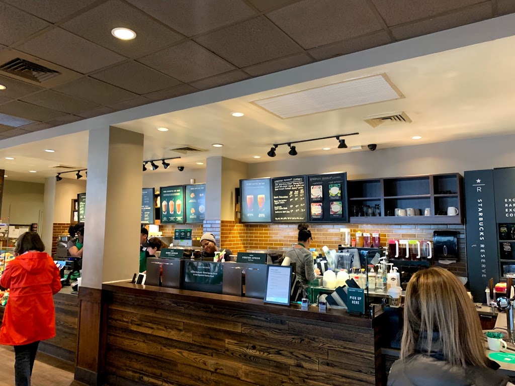Starbucks | cafe | 39 W Division St, Chicago, IL 60610, USA | 3129516992 OR +1 312-951-6992
