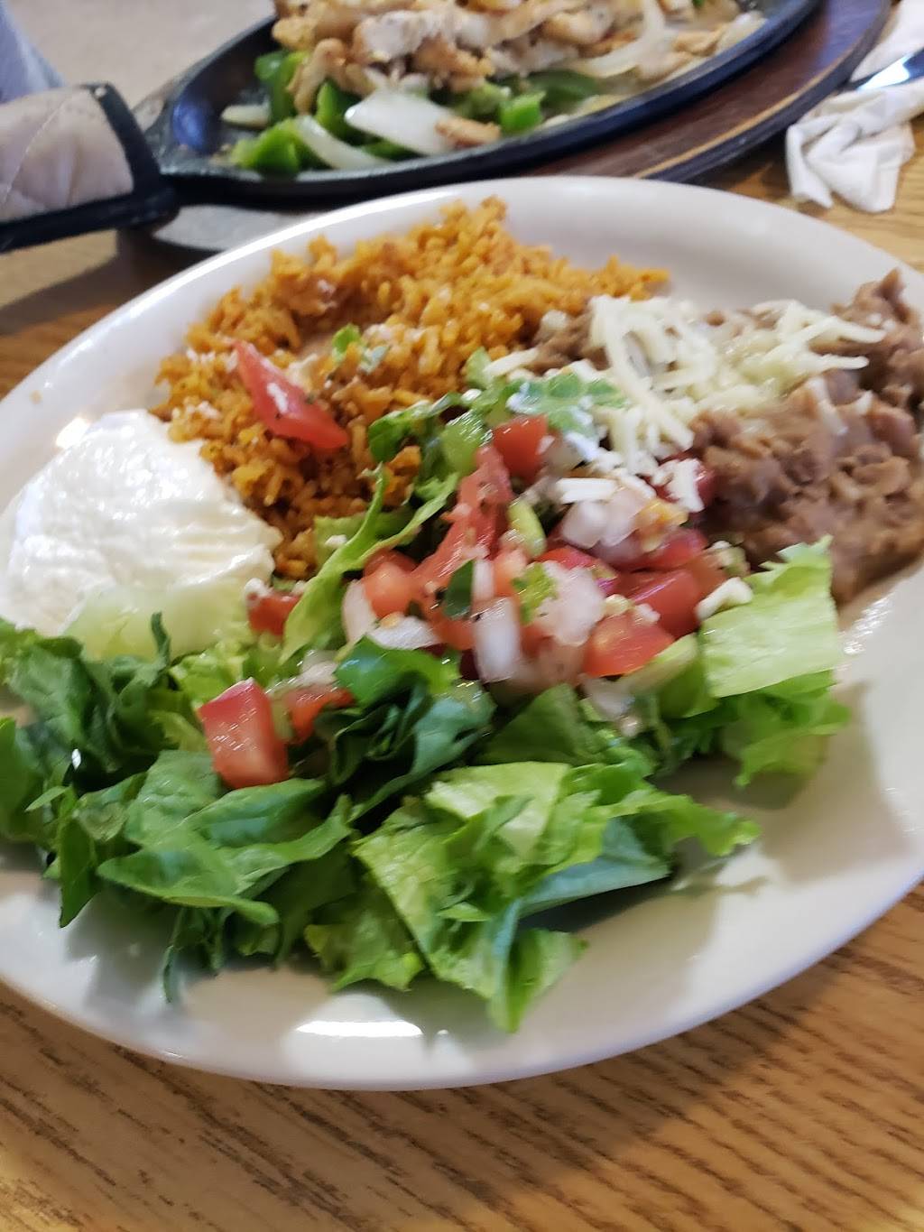 Spicy tomatoes Mexican Restaurant | restaurant | 75 13-360, Blue Eye, MO 65611, USA | 4175274726 OR +1 417-527-4726