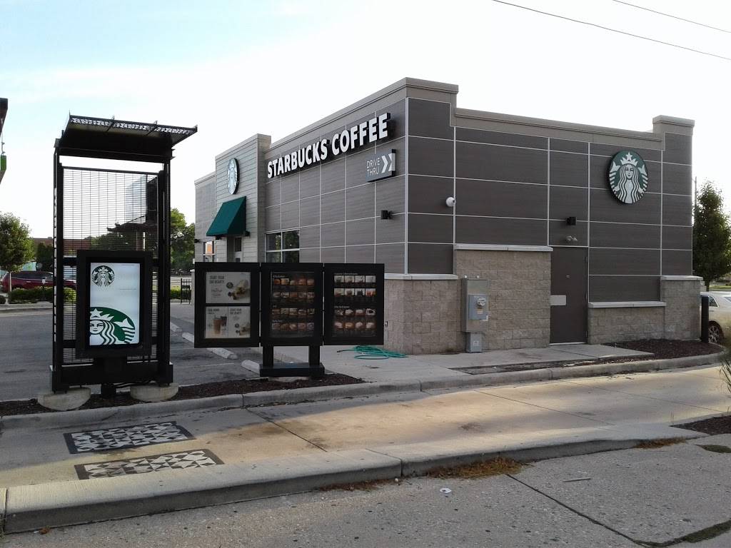 Starbucks | cafe | 4703 S 6th St, Milwaukee, WI 53221, USA | 4147447018 OR +1 414-744-7018