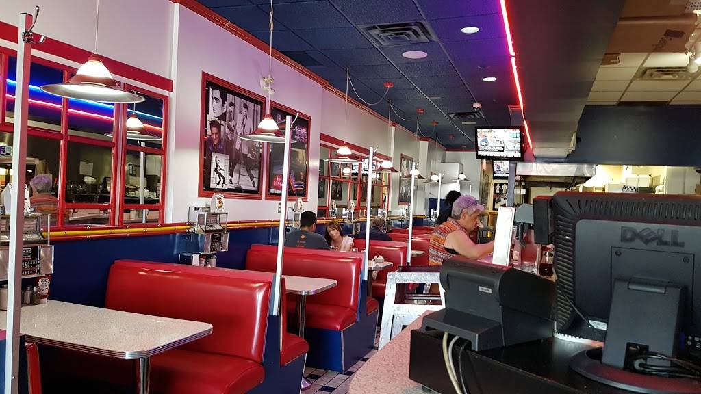 Wimpys Diner | restaurant | 590 Sheppard Ave W, North York, ON M3H 2S1, Canada | 4166357013 OR +1 416-635-7013