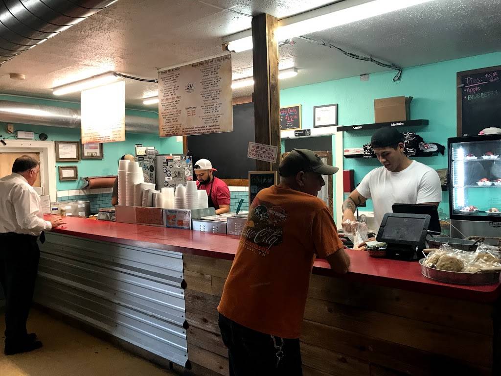 2M Smokehouse | restaurant | 2731 S WW White Rd, San Antonio, TX 78222, USA | 2108859352 OR +1 210-885-9352