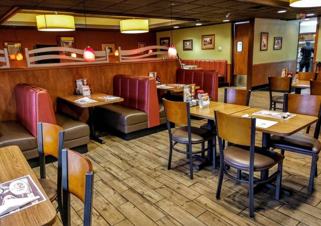 Dennys | restaurant | 4030 Dutchmans Ln, St Matthews, KY 40207, USA | 5028962669 OR +1 502-896-2669