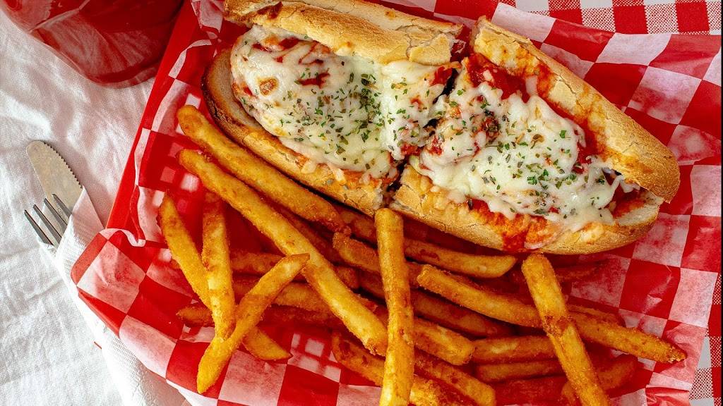 Pizza Connection | restaurant | 4085 Hancock Bridge Pkwy, North Fort Myers, FL 33903, USA | 2394712253 OR +1 239-471-2253