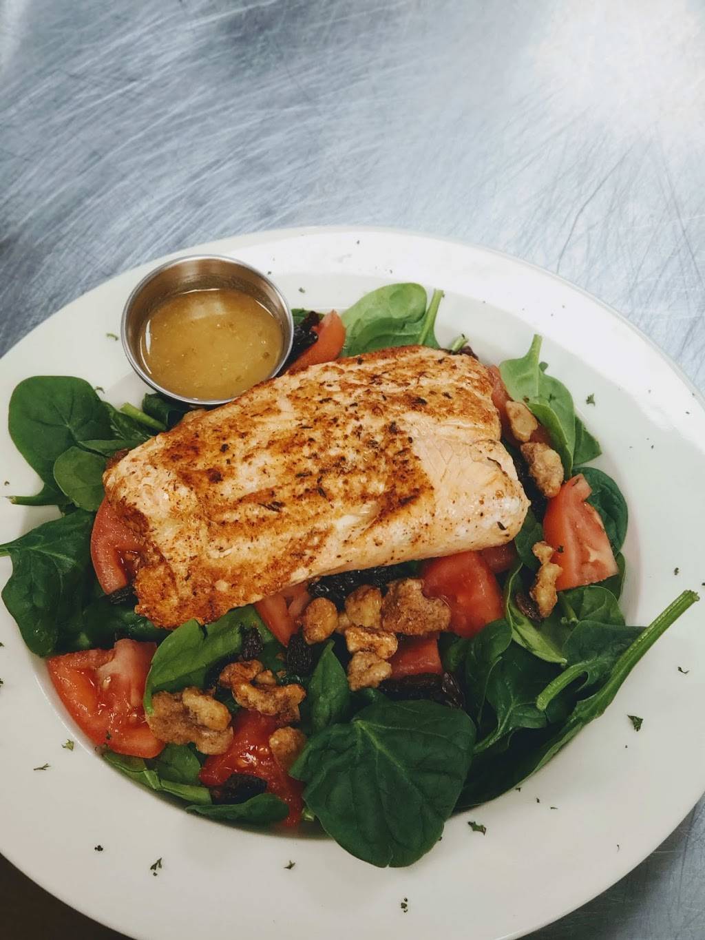 Amys Riverside Grill | restaurant | 1 Old Hwy 22, Clinton, NJ 08809, USA | 9083232173 OR +1 908-323-2173