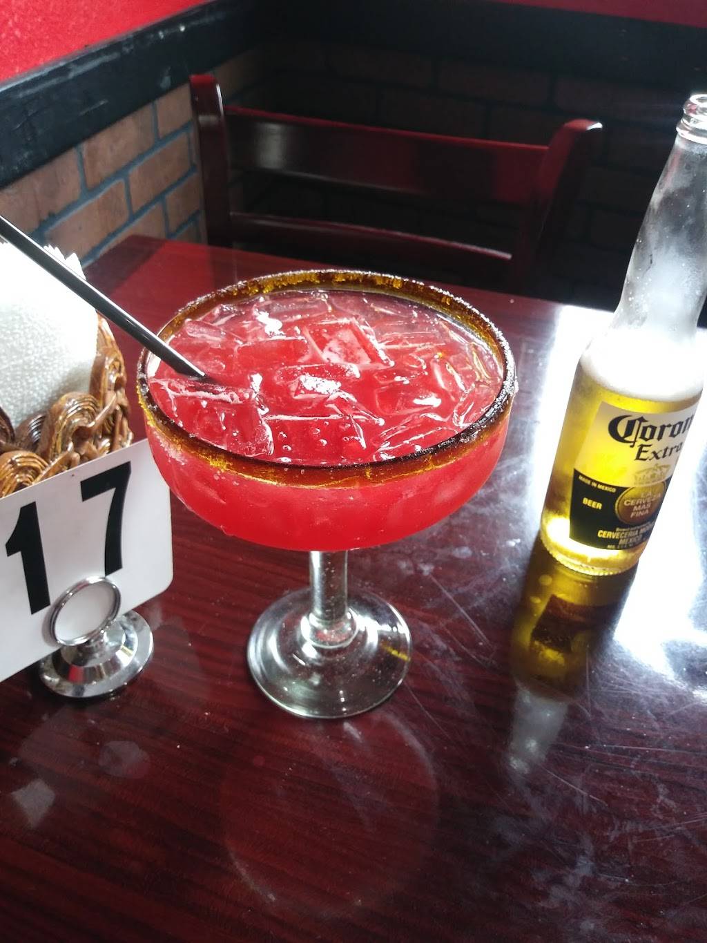 La Perla del Pacifico Oakland | restaurant | 4149 Foothill Blvd, Oakland, CA 94601, USA | 5102616671 OR +1 510-261-6671