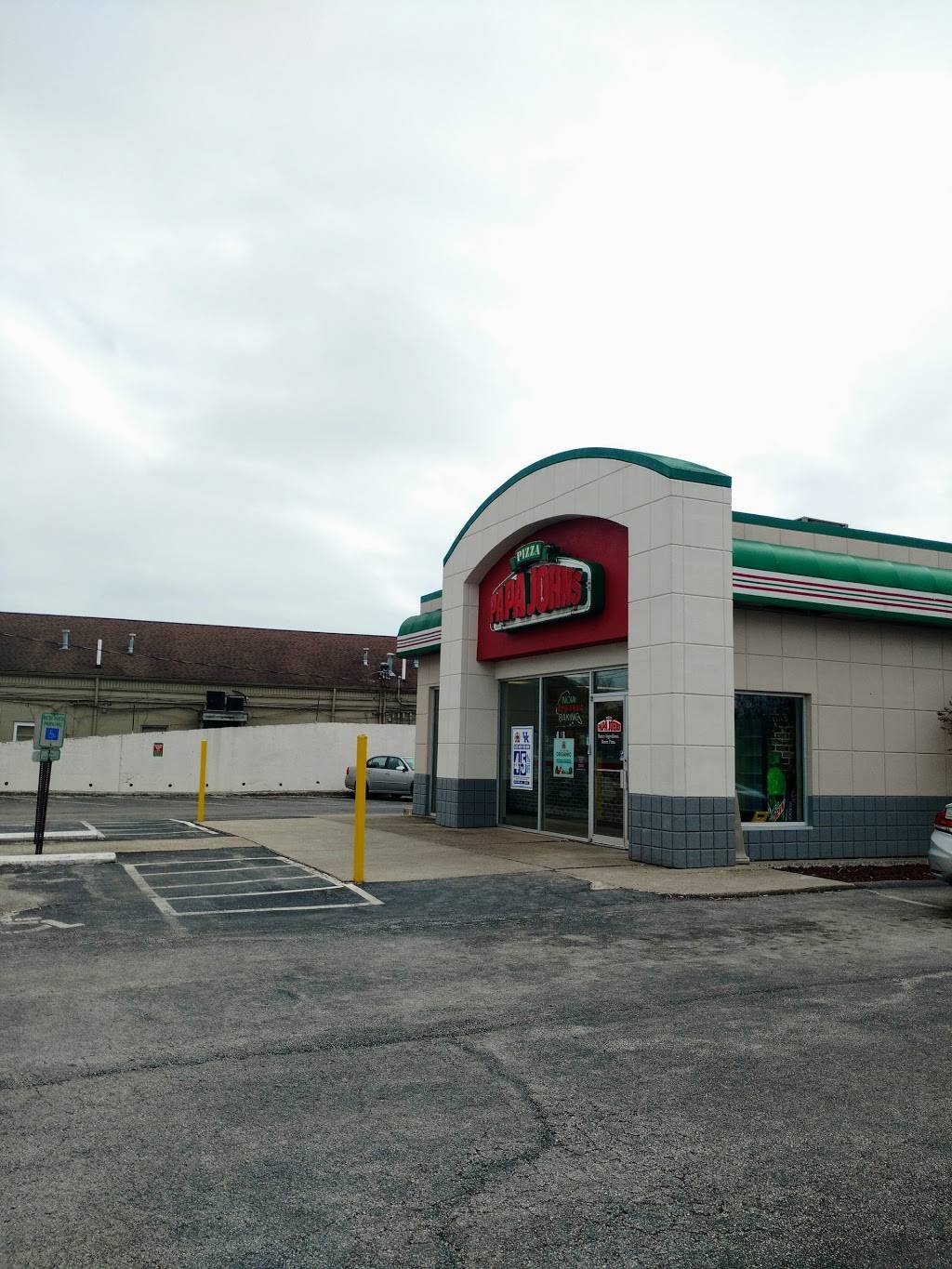 Papa Johns Pizza | restaurant | 569 E Main St, Frankfort, KY 40601, USA | 5028757451 OR +1 502-875-7451