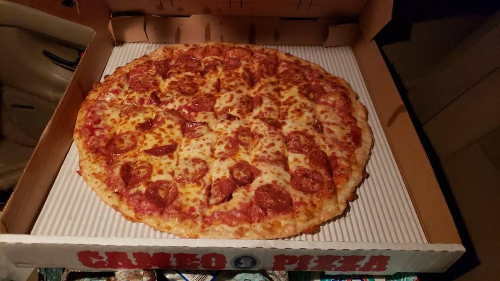 Cameo Pizza | restaurant | 272 Delaware Ave, Put-In-Bay, OH 43456, USA | 4192854444 OR +1 419-285-4444