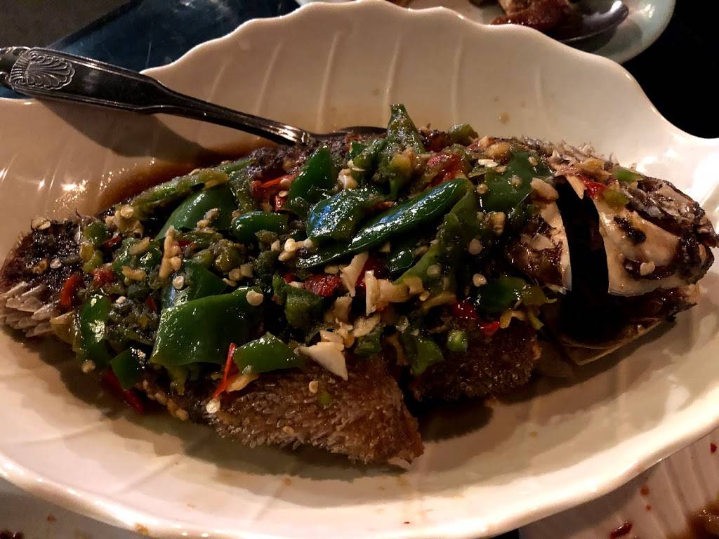 Viengthong Restaurant | restaurant | 2820 Martin Luther King Jr Way S, Seattle, WA 98144, USA | 2067253884 OR +1 206-725-3884