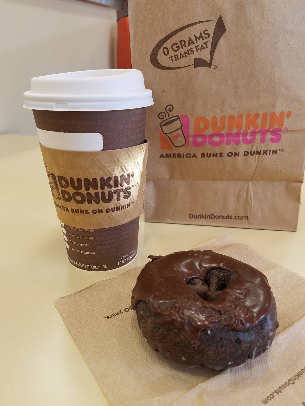 Dunkin | bakery | 6210 Wooster Pike, Cincinnati, OH 45227, USA | 5136208965 OR +1 513-620-8965