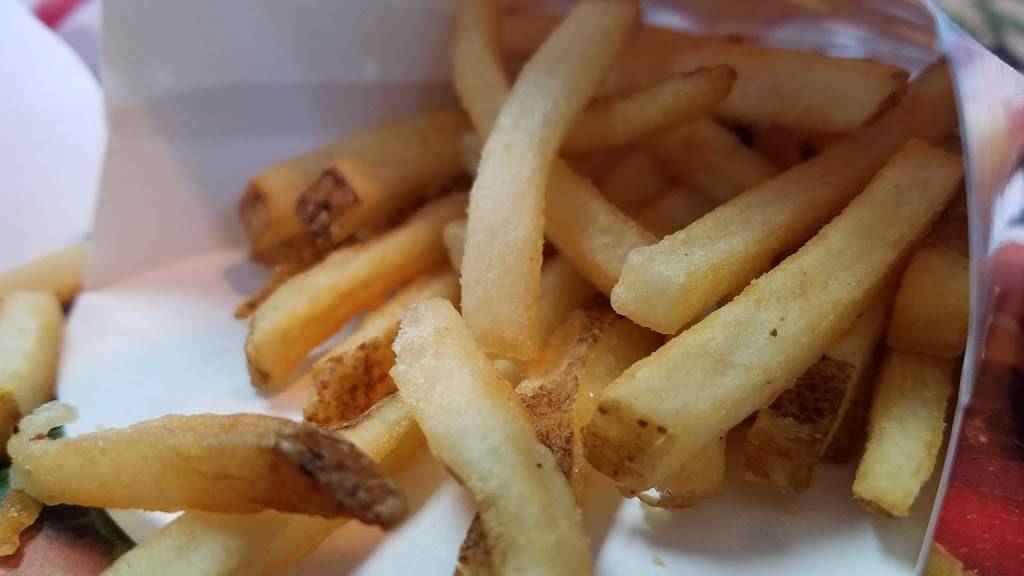 Carls Jr. | restaurant | 614 Dennery Rd, San Diego, CA 92154, USA | 6196621447 OR +1 619-662-1447