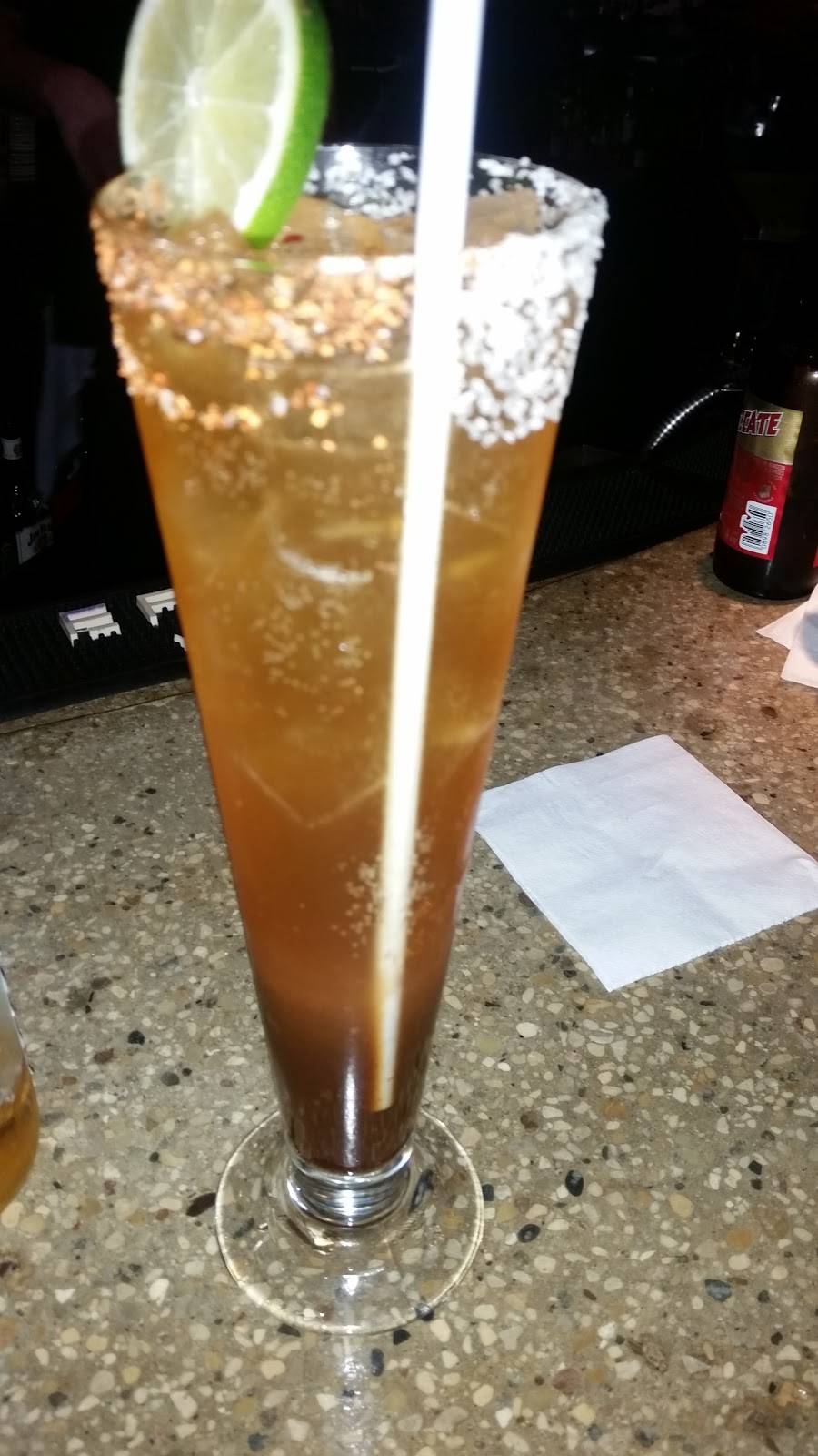 Moes Cantina | restaurant | 3518 N Clark St, Chicago, IL 60657, USA | 7733488899 OR +1 773-348-8899