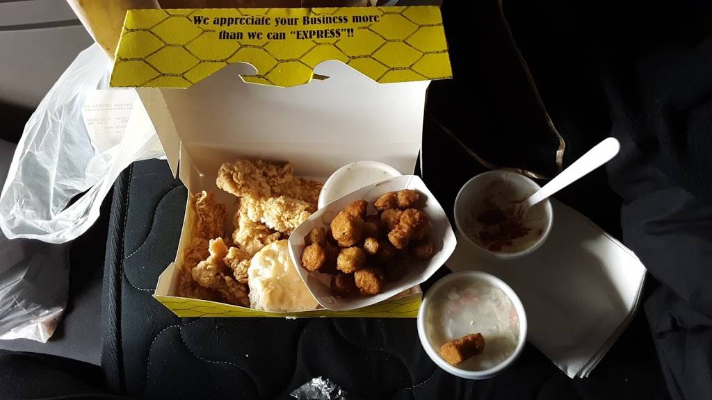 Chicken Express | restaurant | 42 US-87, Comfort, TX 78013, USA | 8309952750 OR +1 830-995-2750