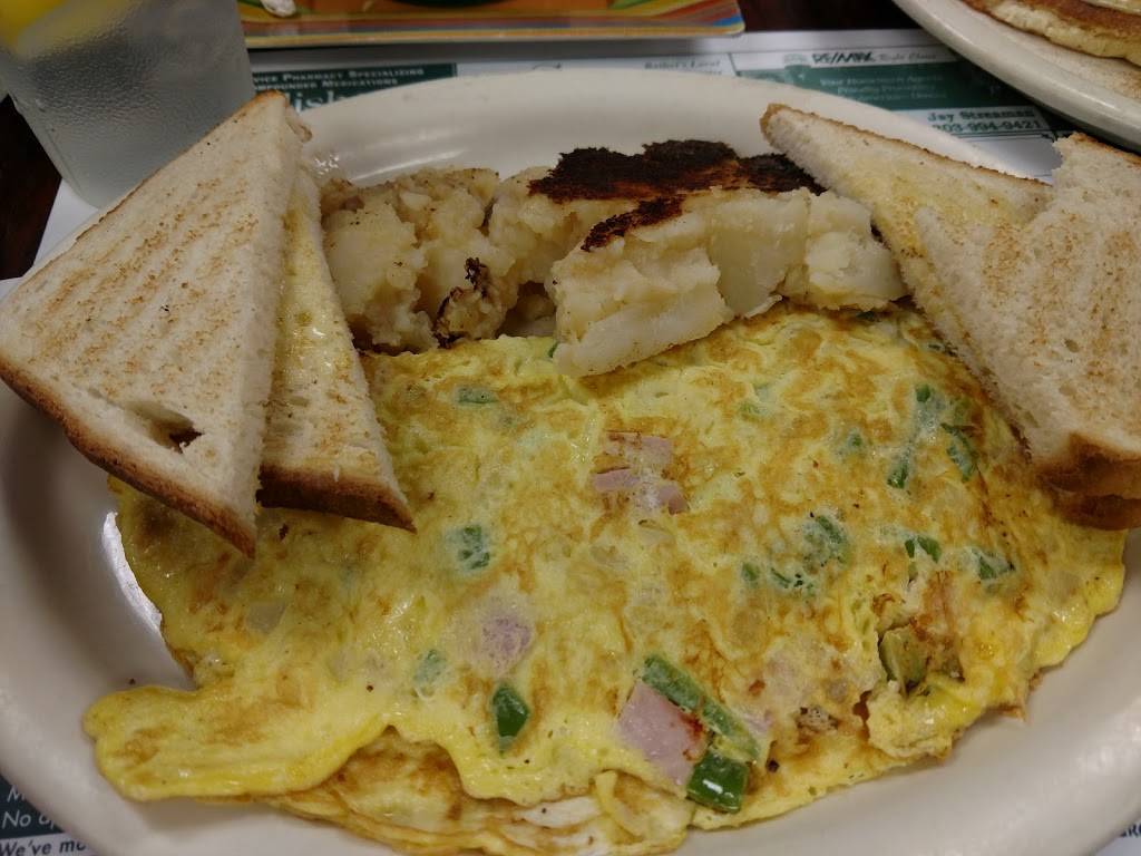 Jacquelines | restaurant | 138 Greenwood Ave, Bethel, CT 06801, USA | 2037925541 OR +1 203-792-5541