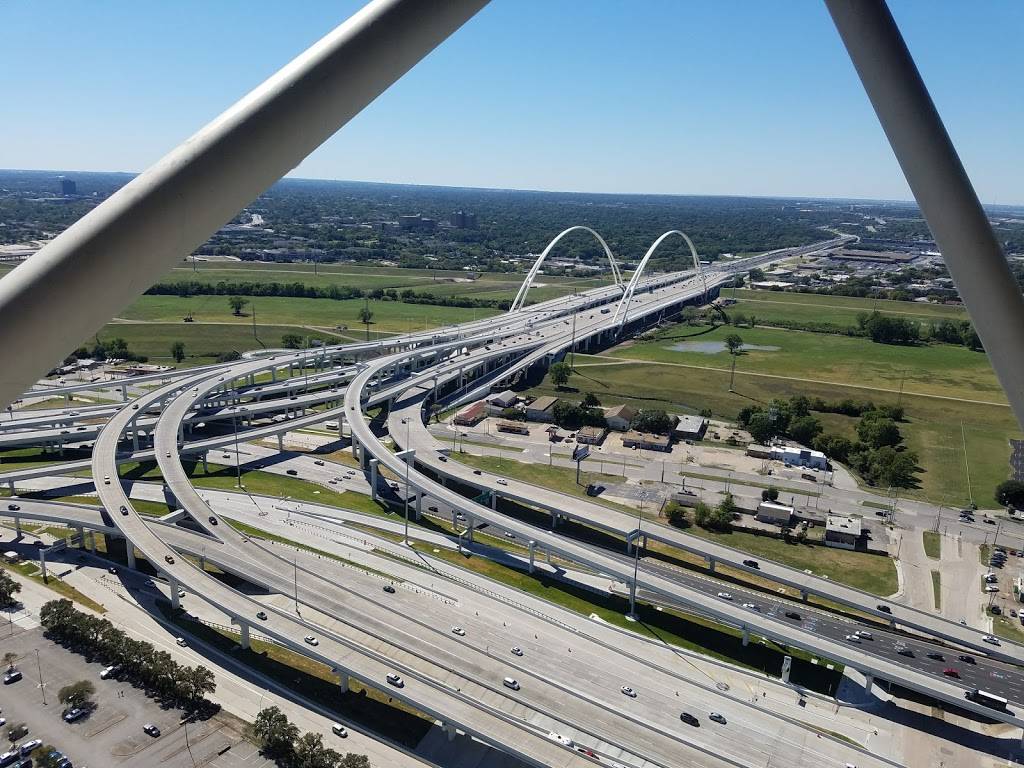 Reunion Tower | restaurant | 300 Reunion Blvd E, Dallas, TX 75207, USA | 2147127040 OR +1 214-712-7040