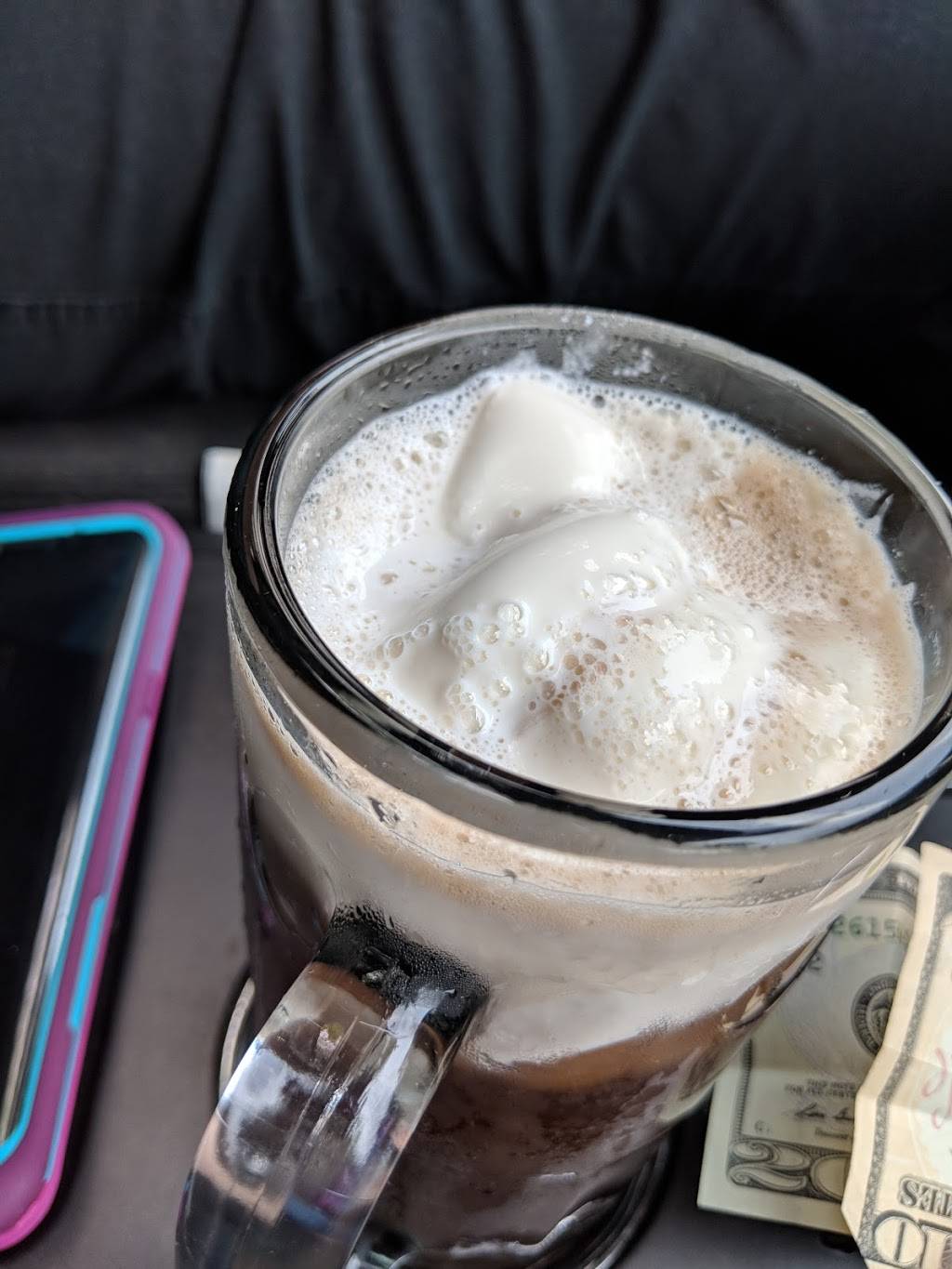 J&E Rootbeer Stand | restaurant | 6301 Germantown Rd, Middletown, OH 45042, USA | 5134228149 OR +1 513-422-8149