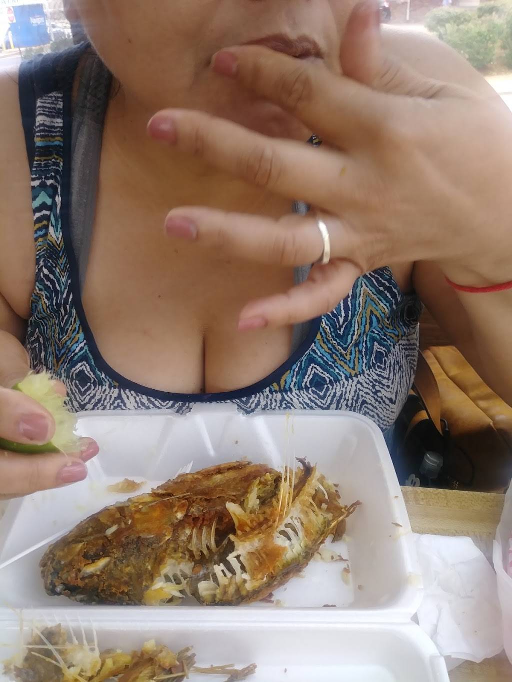 La Sorpresa Bakery | restaurant | 723 Broad St, Central Falls, RI 02863, USA | 4014750099 OR +1 401-475-0099