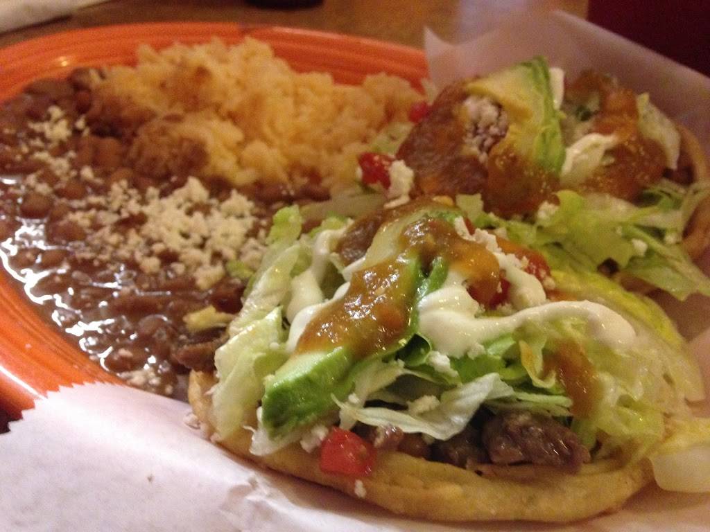 El Antojito | restaurant | 400 Broadway St, Myrtle Beach, SC 29577, USA | 8435044354 OR +1 843-504-4354