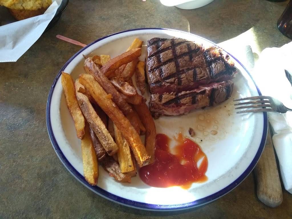 Ribeyes | restaurant | 2955 J Warren Rd, Cornelia, GA 30531, USA | 7067766186 OR +1 706-776-6186