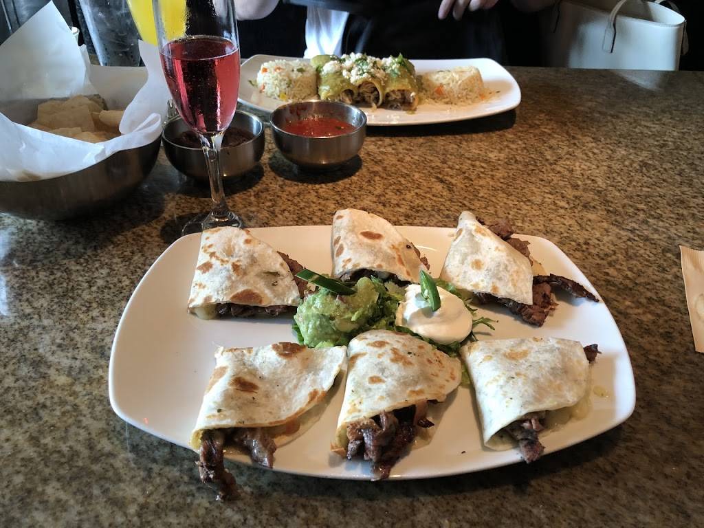 Glorias Latin Cuisine | restaurant | 3721 Justin Rd, Flower Mound, TX 75028, USA | 9725397300 OR +1 972-539-7300