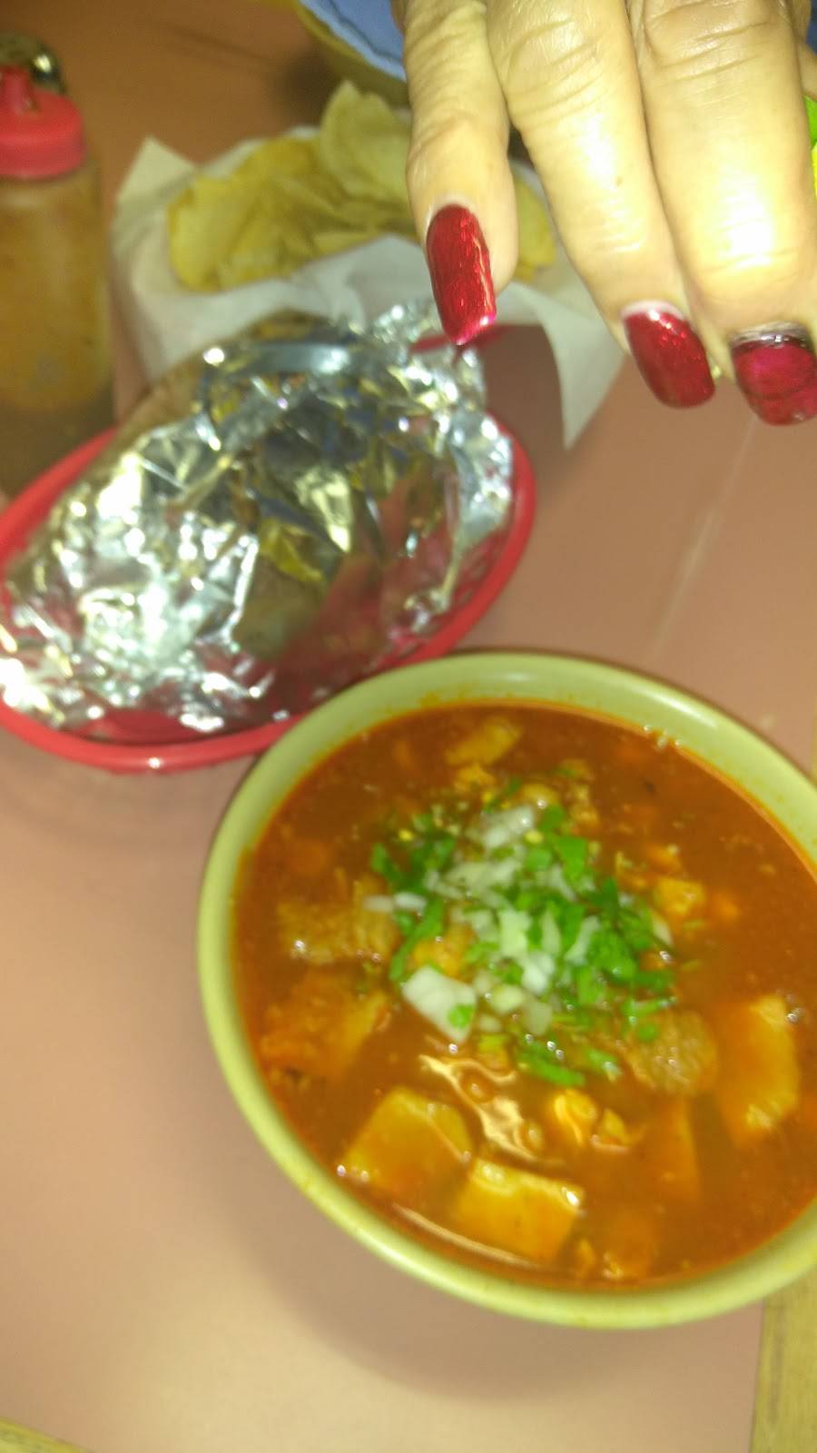 La Olmeca Restaurant | restaurant | 6066 S Central Ave, Phoenix, AZ 85042, USA | 6022767531 OR +1 602-276-7531