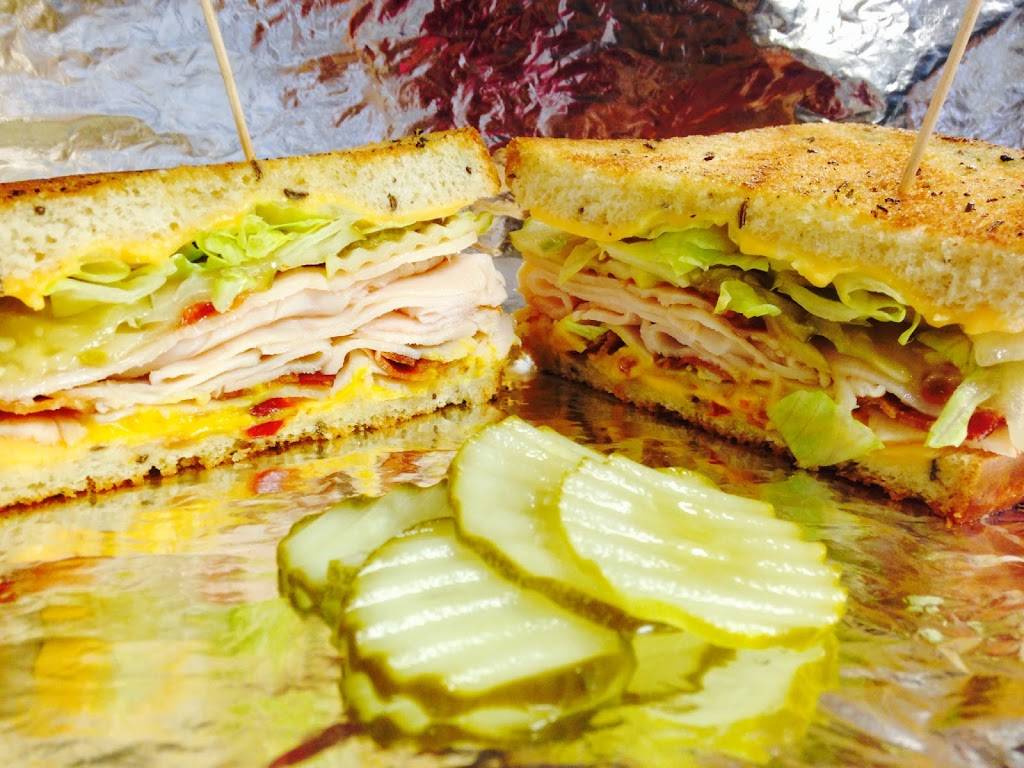 Bill Batemans Rosedale | restaurant | 6241 Kenwood Ave, Rosedale, MD 21237, USA | 4108668490 OR +1 410-866-8490