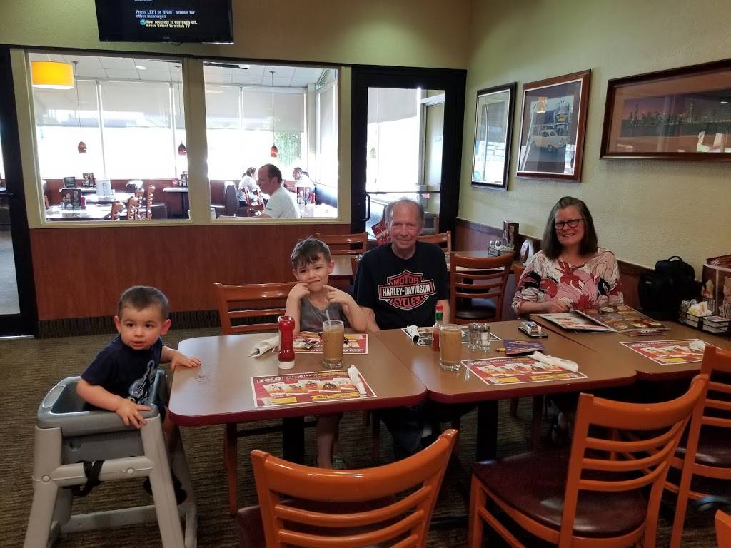 Dennys | restaurant | 2447 Mannheim Rd, Franklin Park, IL 60131, USA | 8474555805 OR +1 847-455-5805