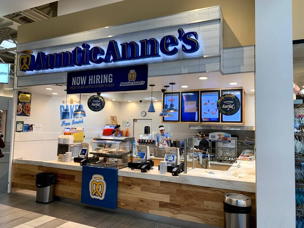 Auntie Annes | cafe | 510 Great Mall Dr, Milpitas, CA 95035, USA | 4089341165 OR +1 408-934-1165