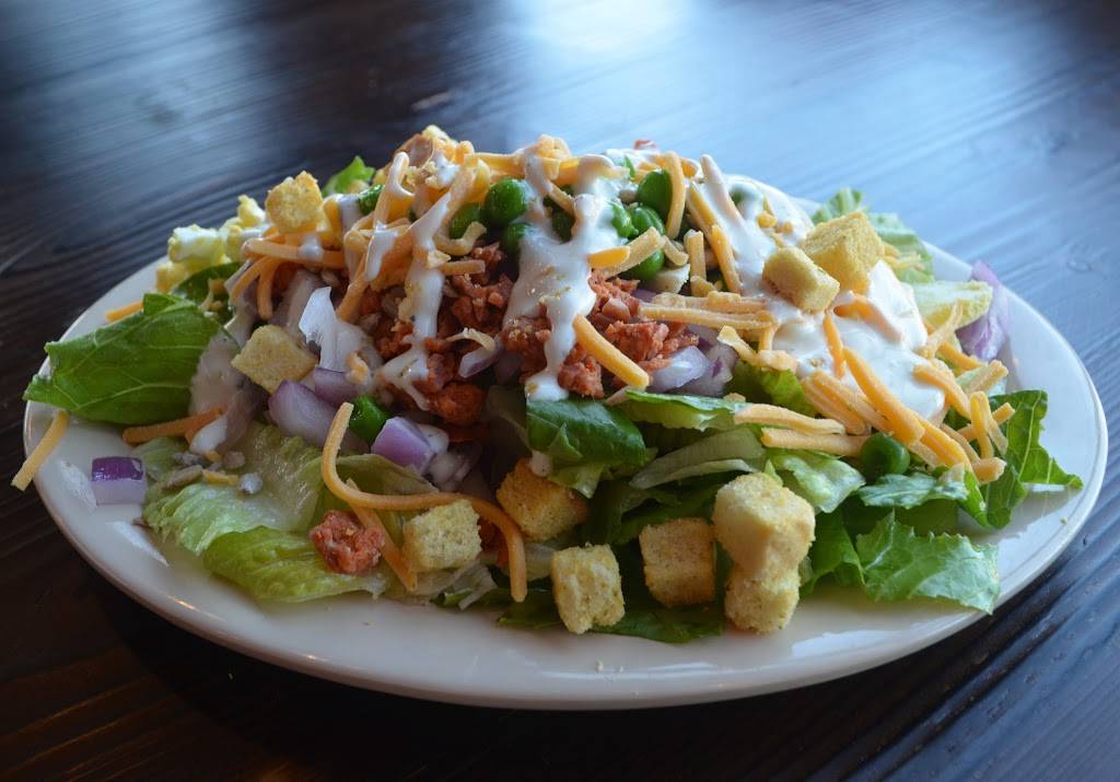 Two Guys Pies | restaurant | 55 E Main St, Danville, IN 46122, USA | 3177456434 OR +1 317-745-6434