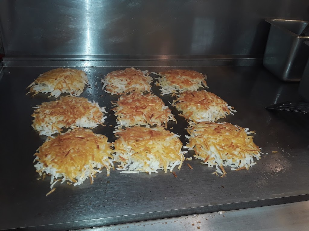 Atlanta Cafe | restaurant | 323 Main St, Atlanta, KS 67008, USA | 6203942005 OR +1 620-394-2005