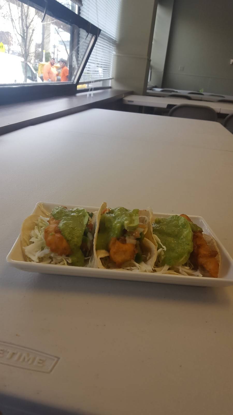 JST Seafood Market | restaurant | 1703 NW 16th Ave, Portland, OR 97209, USA | 5039721140 OR +1 503-972-1140