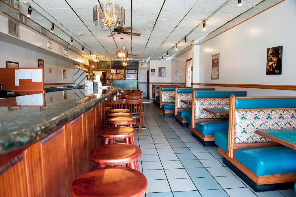 Franks Spaghetti House | restaurant | 7602 Castor Ave, Philadelphia, PA 19152, USA | 2157456020 OR +1 215-745-6020