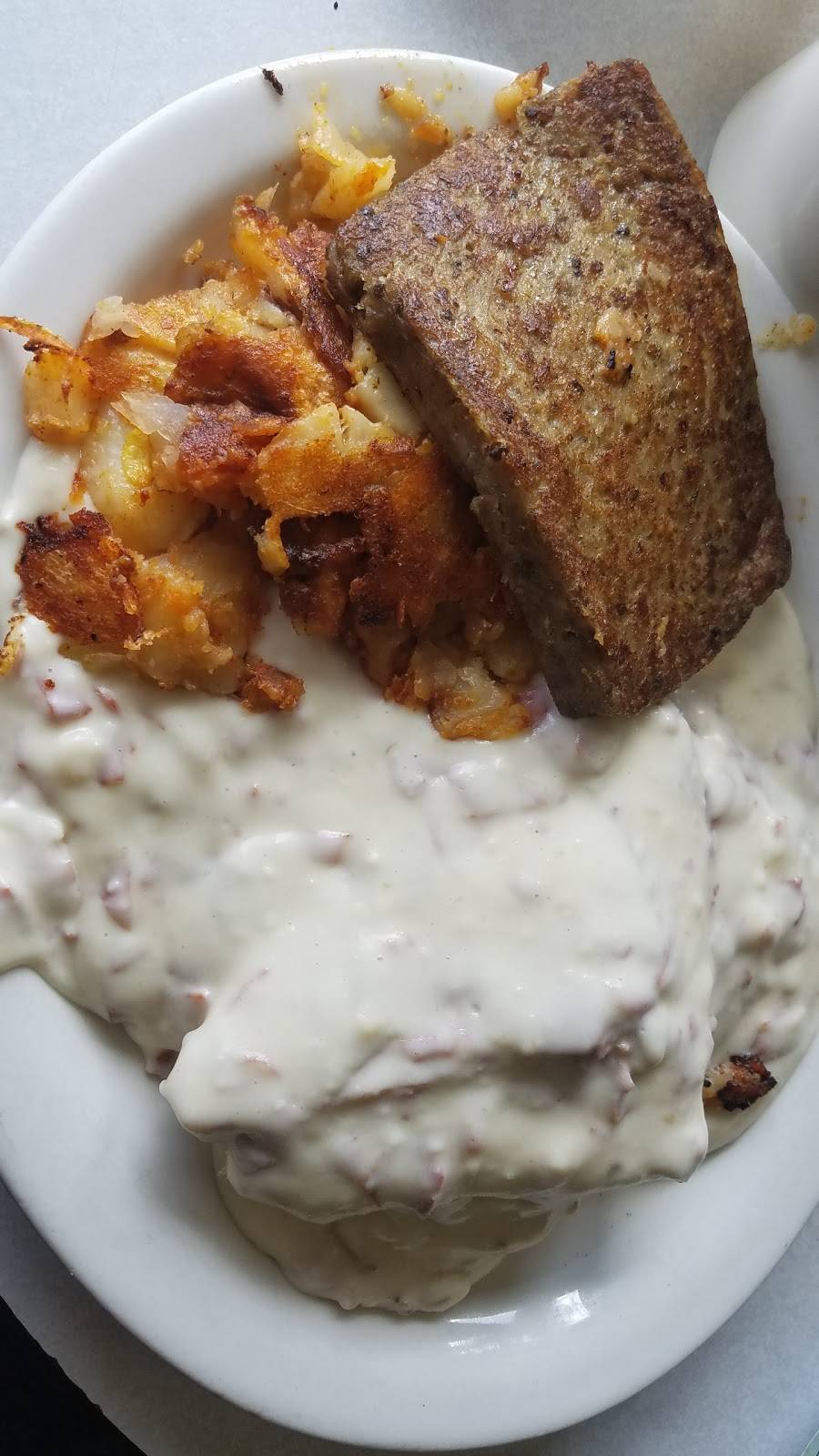 Petes Clown House | restaurant | 3878 Frankford Ave, Philadelphia, PA 19124, USA | 2157441350 OR +1 215-744-1350