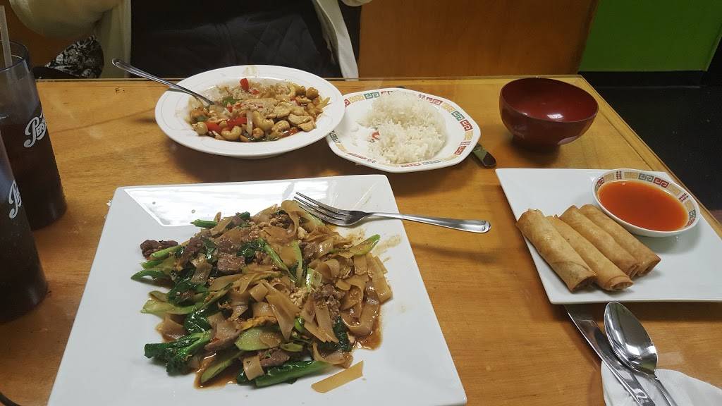 Suphan Thai Cuisine | restaurant | 928 Diamond Springs Rd, Virginia Beach, VA 23455, USA | 7579385292 OR +1 757-938-5292