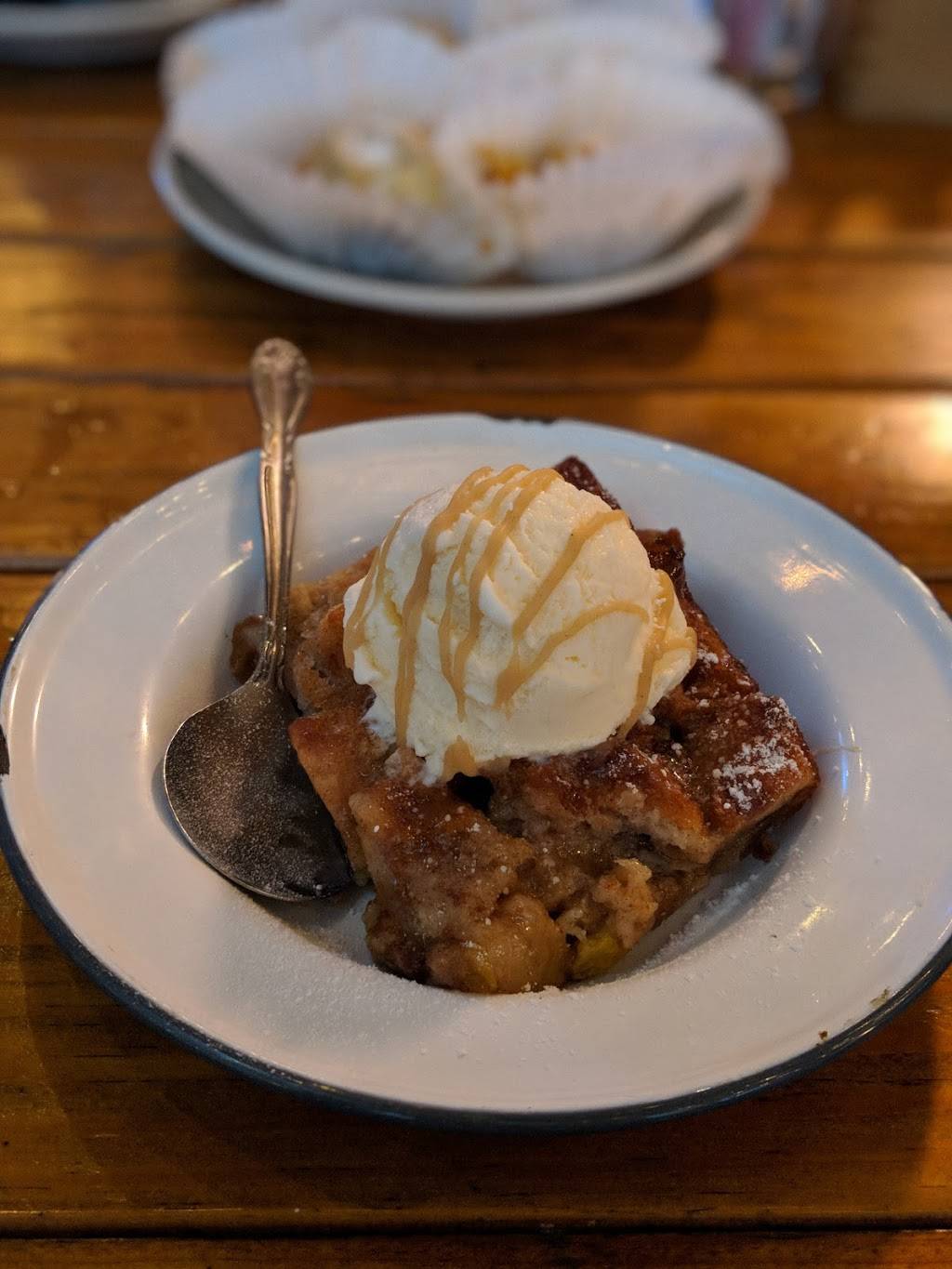 Punk’s Simple Southern Food | restaurant | 5212 Morningside Dr, Houston, TX 77005, USA | 7135247865 OR +1 713-524-7865