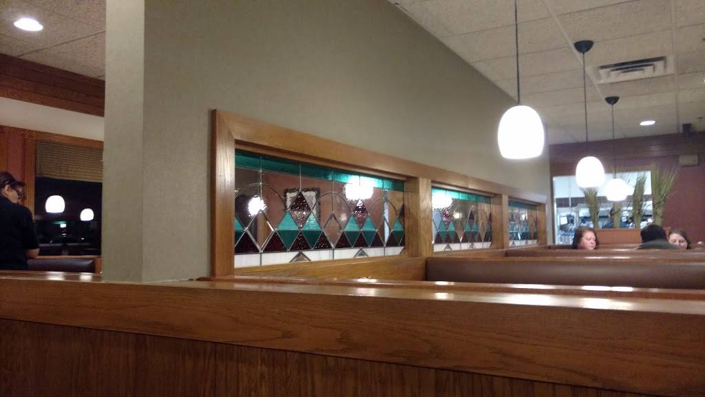 Perkins Restaurant & Bakery | restaurant | 1398 E Green Bay St, Shawano, WI 54166, USA | 7155242900 OR +1 715-524-2900