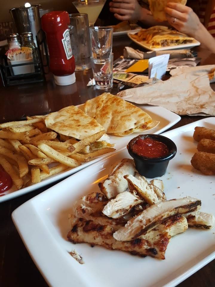 Applebees Neighborhood Grill & Bar | restaurant | 27727 Tomball Pkwy, Tomball, TX 77377, USA | 2815161076 OR +1 281-516-1076