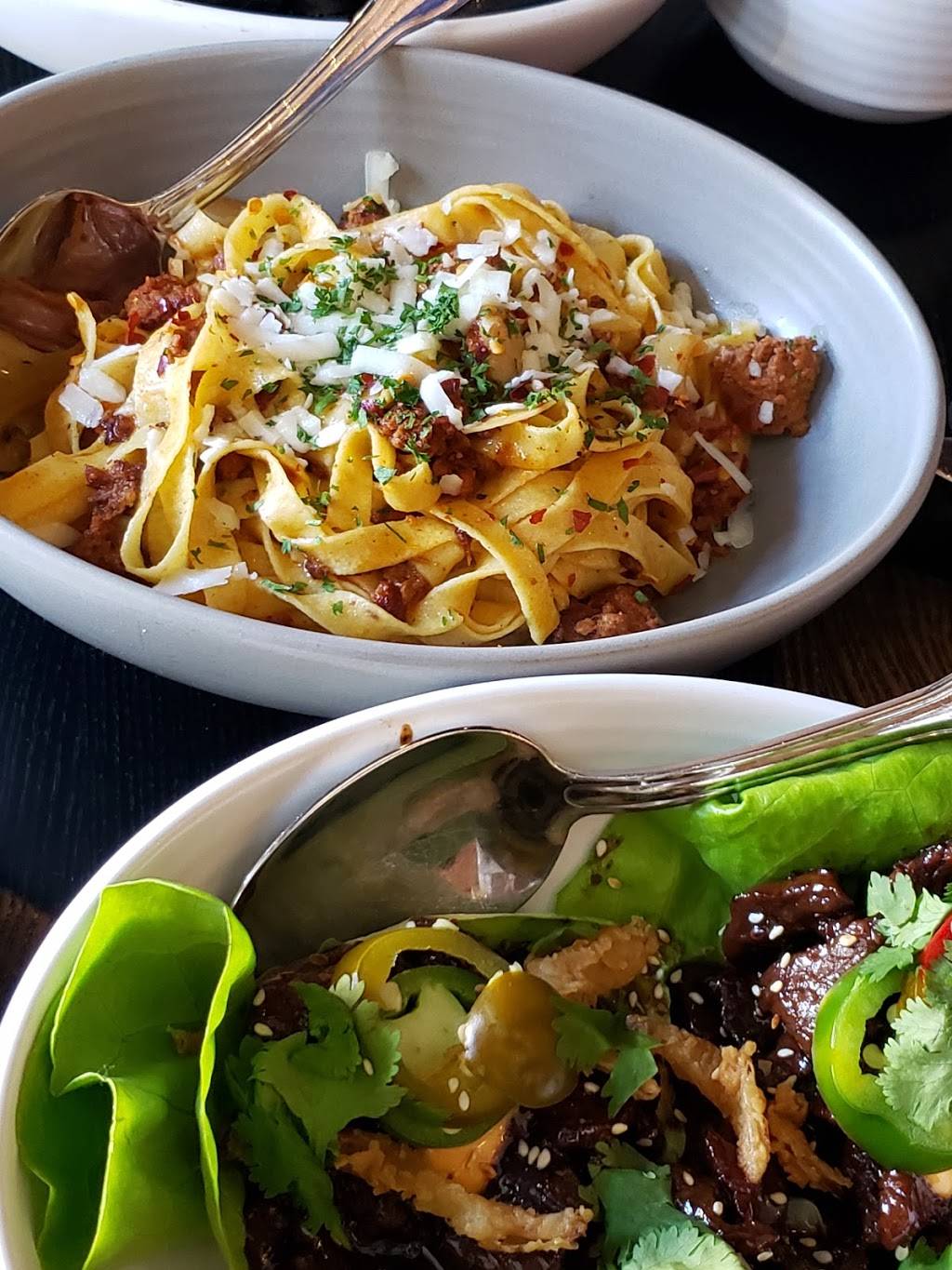 St. Anne’s Restaurant & Bar NoHo | restaurant | 11102 W Magnolia Blvd, North Hollywood, CA 91601, USA | 8188068007 OR +1 818-806-8007