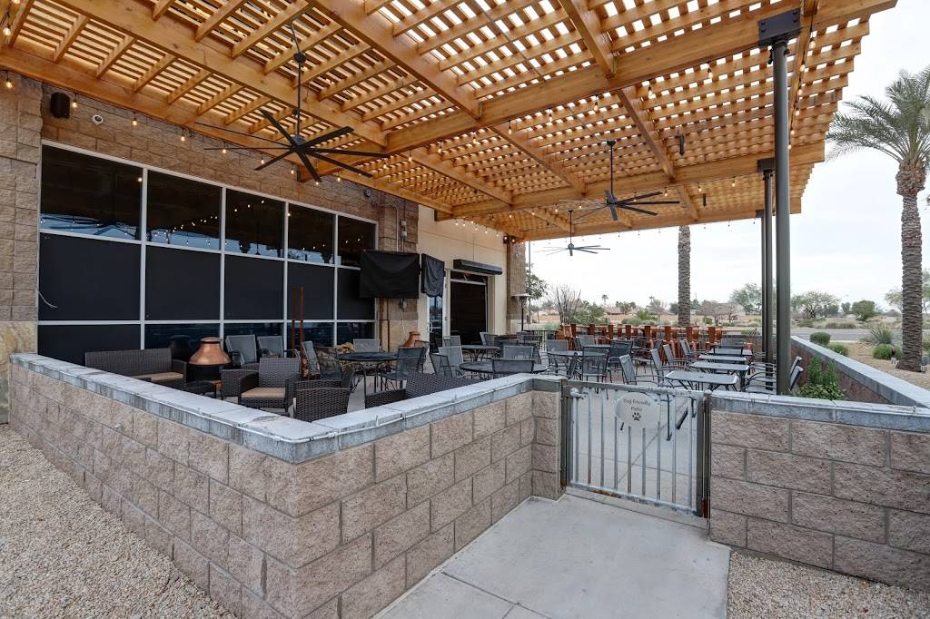 Copper & Logs | restaurant | 832 S Greenfield Rd Suite 101, Gilbert, AZ 85296, USA | 4805904260 OR +1 480-590-4260