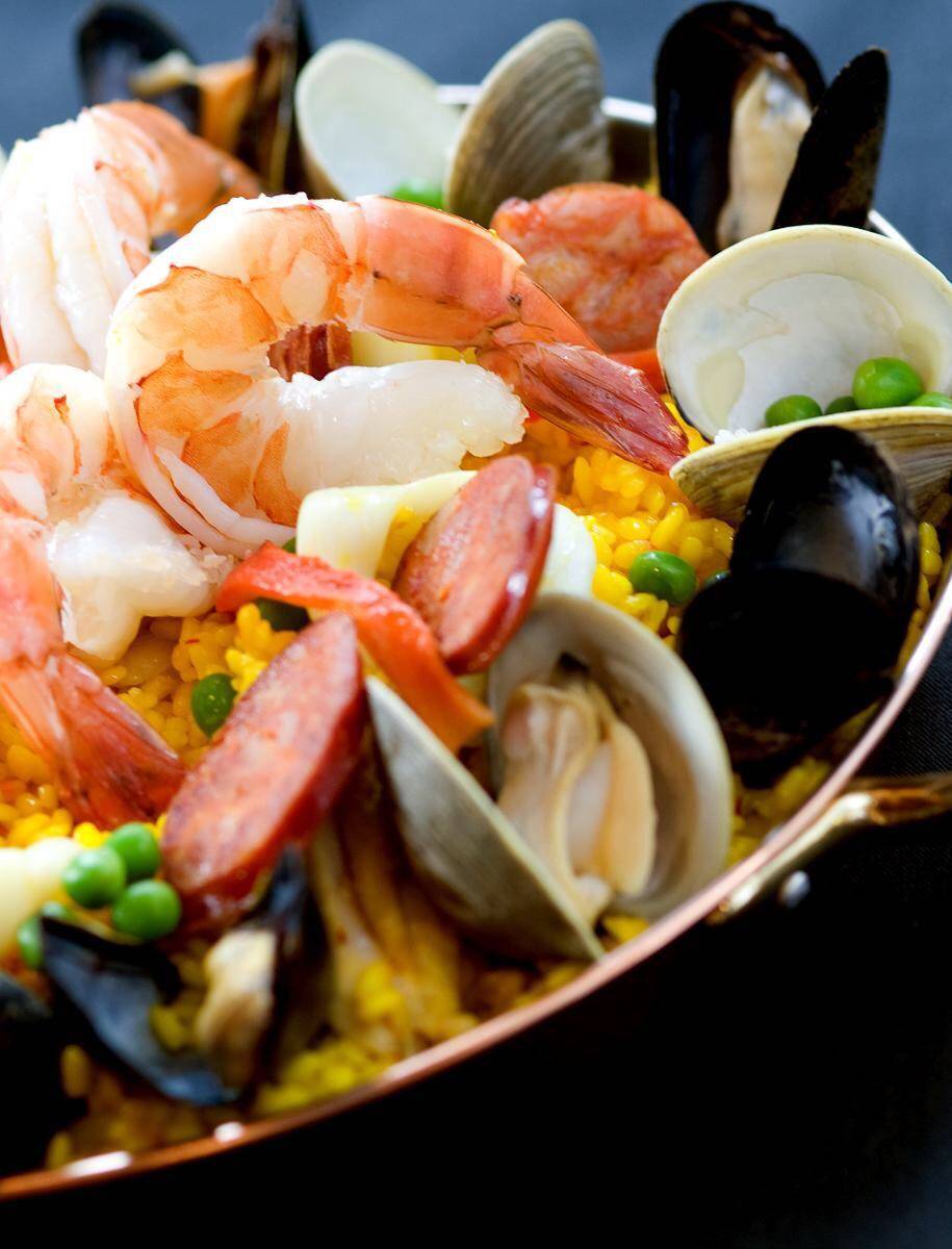 Bin 100 Restaurant | restaurant | 100 Lansdale Ave, Milford, CT 06460, USA | 2038821400 OR +1 203-882-1400