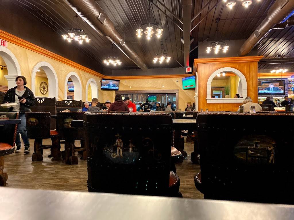 Hacienda Vieja Mexican Grill | restaurant | 3681 S Noland Rd, Independence, MO 64055, USA | 8168338800 OR +1 816-833-8800