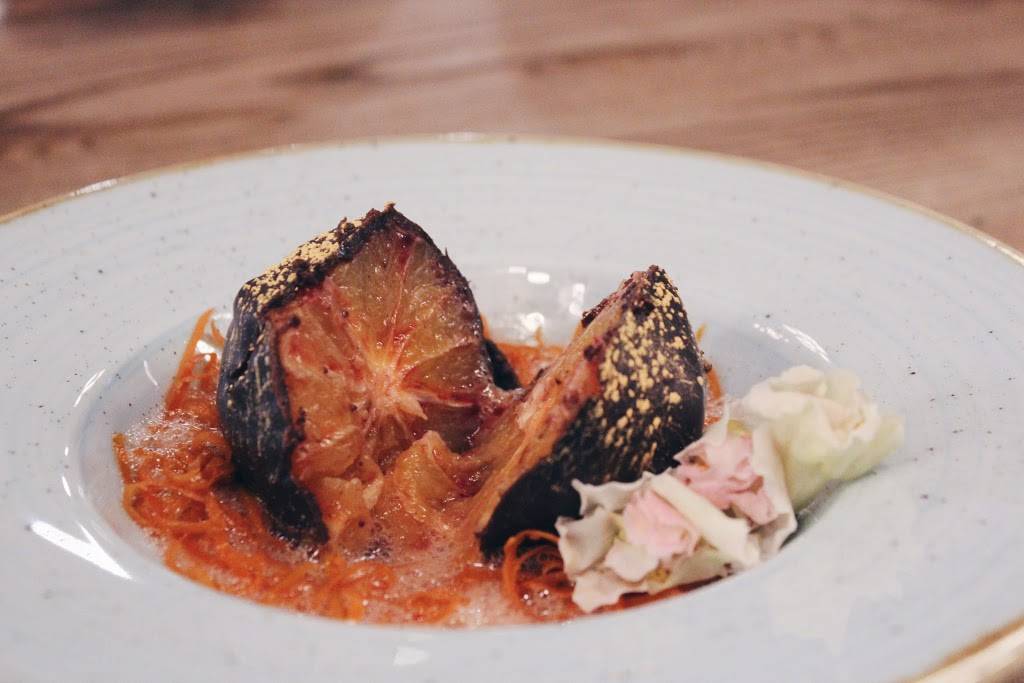 Casa Carbone Ristorante | restaurant | 233 Earl Stewart Dr, Aurora, ON L4G 6V8, Canada | 9055032372 OR +1 905-503-2372