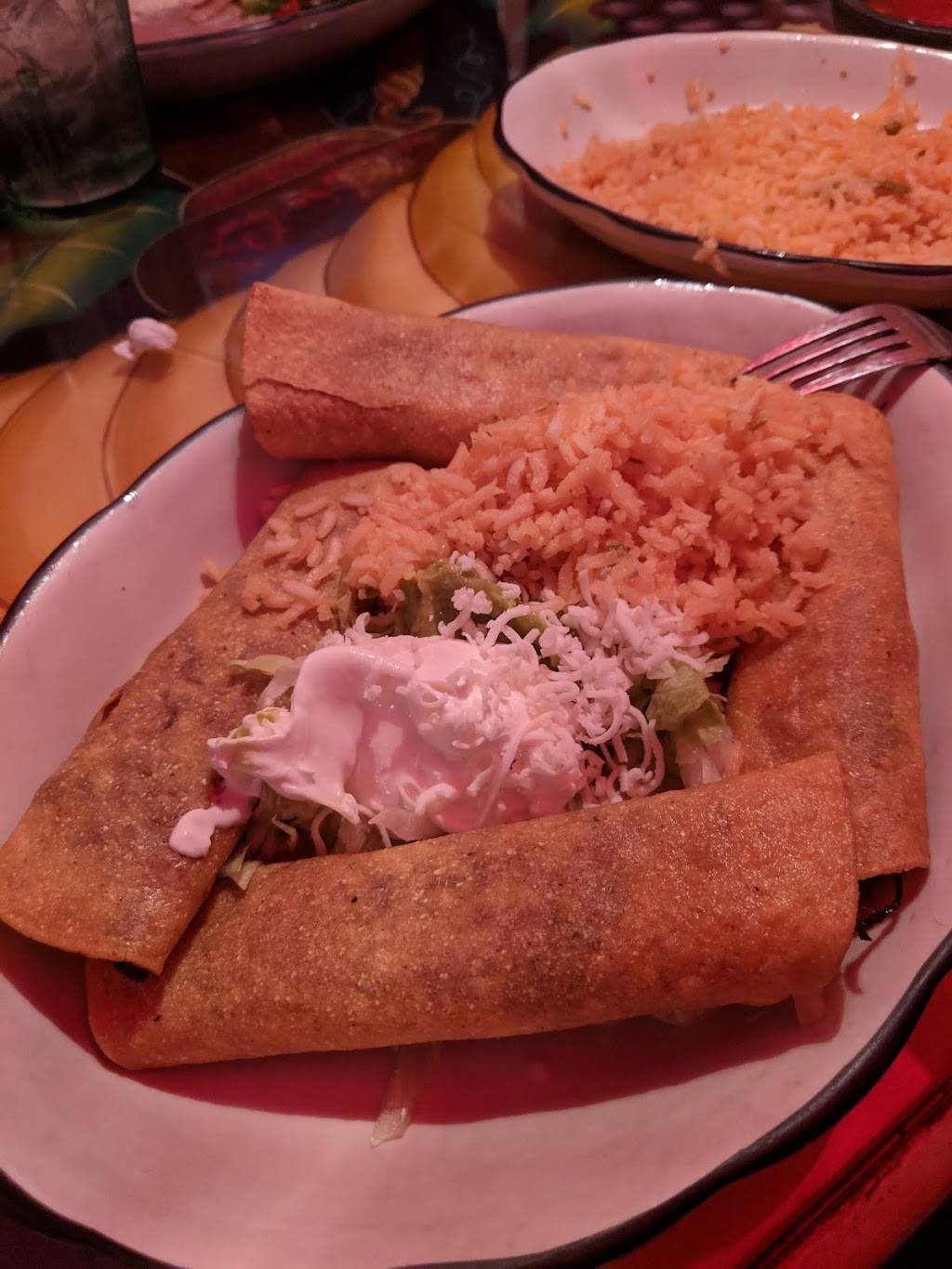 El Jalisco Mexican Restaurant | restaurant | 107 College Park Plaza, Johnstown, PA 15904, USA | 8142664400 OR +1 814-266-4400
